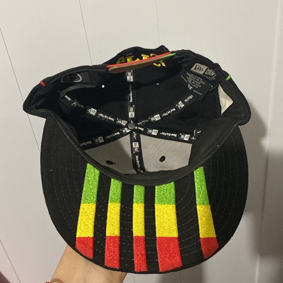 Yums Rasta SnapBack - Picture 3 of 3